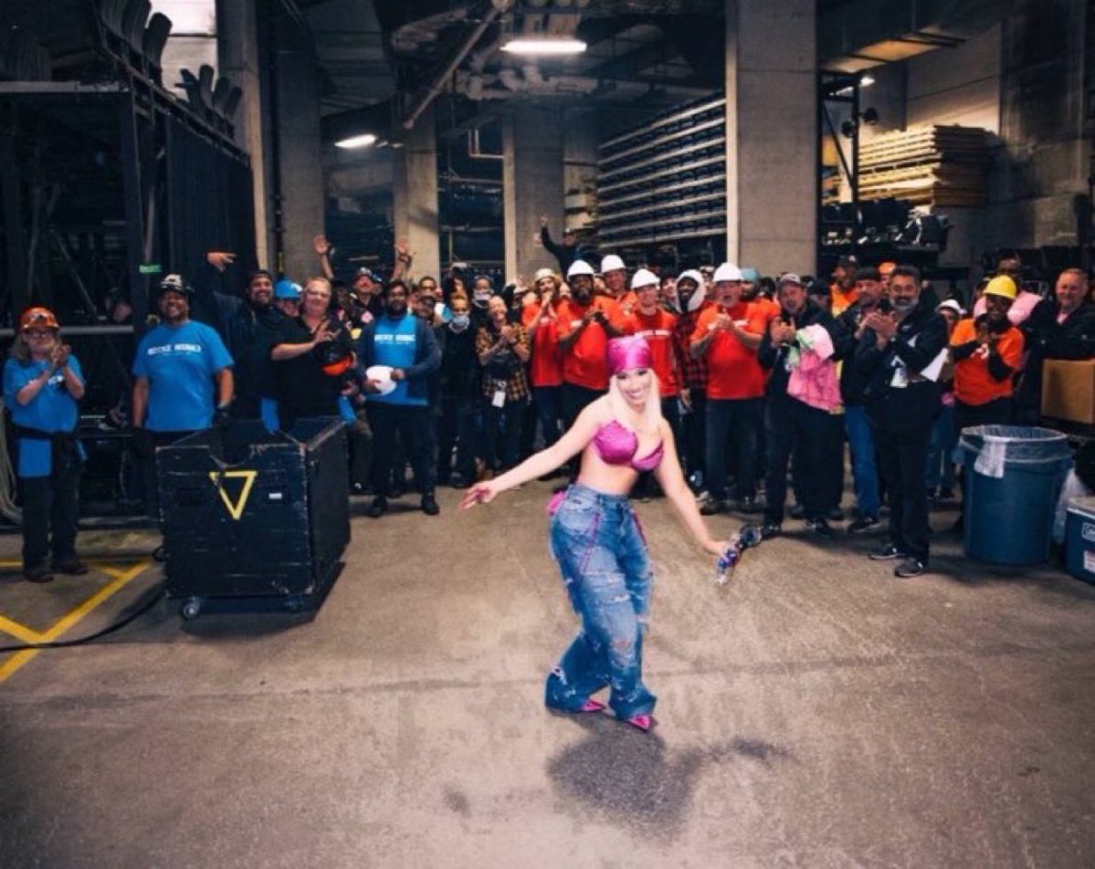 M A J E S T Y tweet media