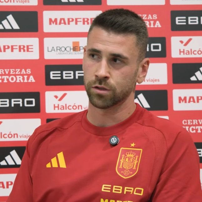 (fan) REAL MADRID FANS 🤍 tweet media