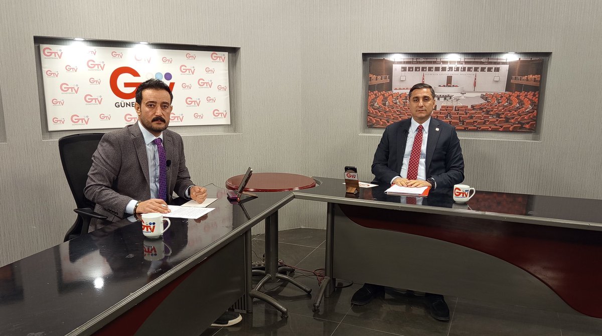 karadagferhatt's tweet photo. An itibariyle Güneydoğu TV'de canlı yayındayız!
İyi seyirler...

#sanlıurfa #çarşamba https://t.co/3mxbVkn1AO