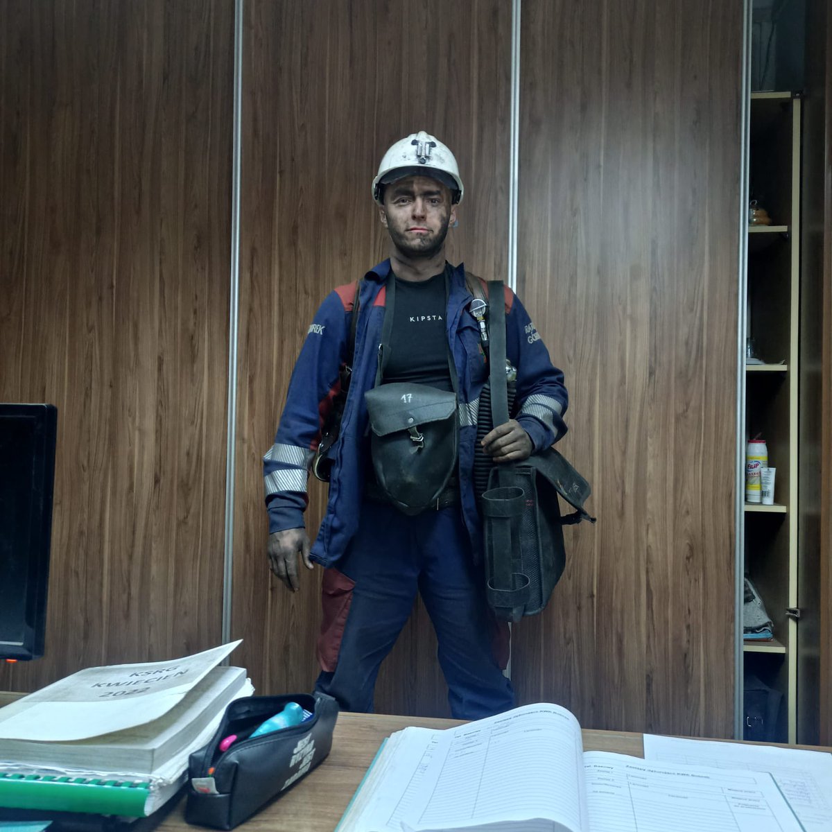 Ryyymek⚒🥃 tweet media