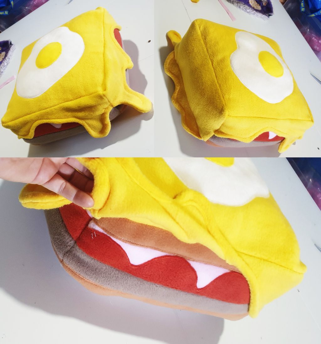 WishkamonTCC's tweet image. Who knows what this is?? 👀

#portugal #comida #francesinha #fursuitprop #furry #furryart #fursuitprops