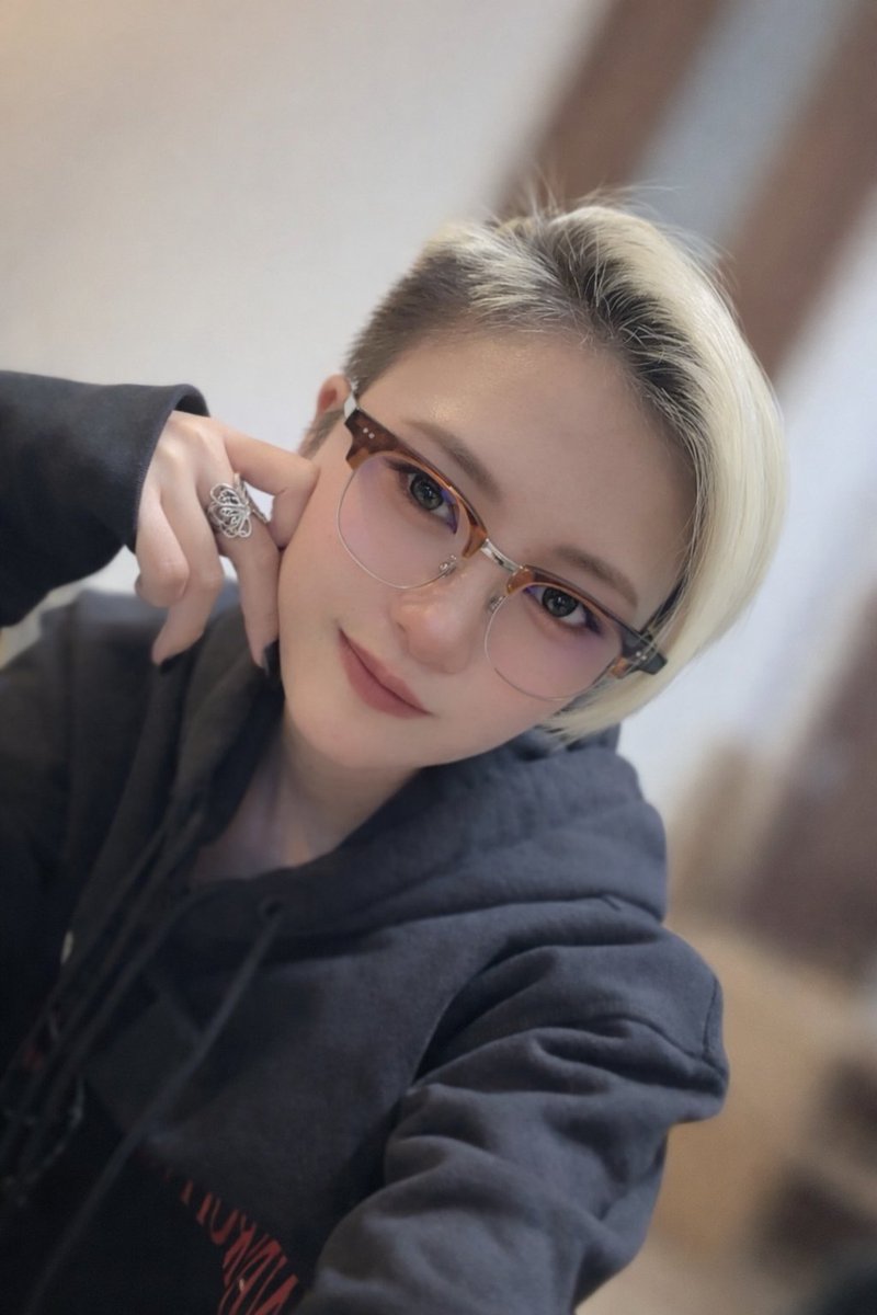 福田千穂 tweet media