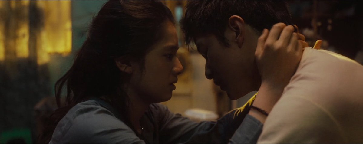 copieconformes's tweet photo. "Not every love story is like Before Sunrise, some end like Blue Valentine." https://t.co/sJGVYji0Xr
