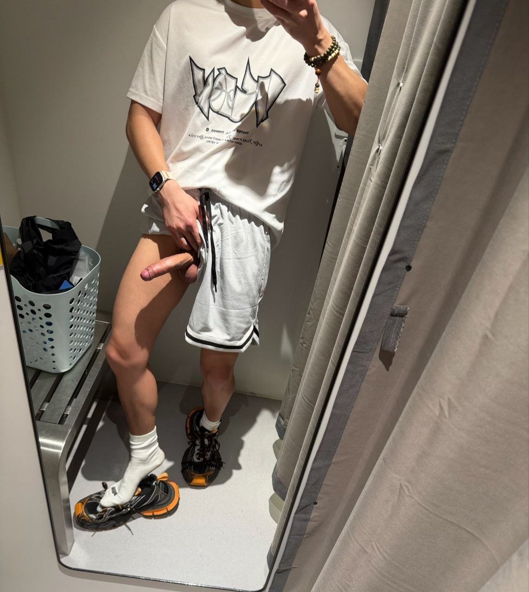 记录生活/00后的小狼🐺狗🔞 tweet media