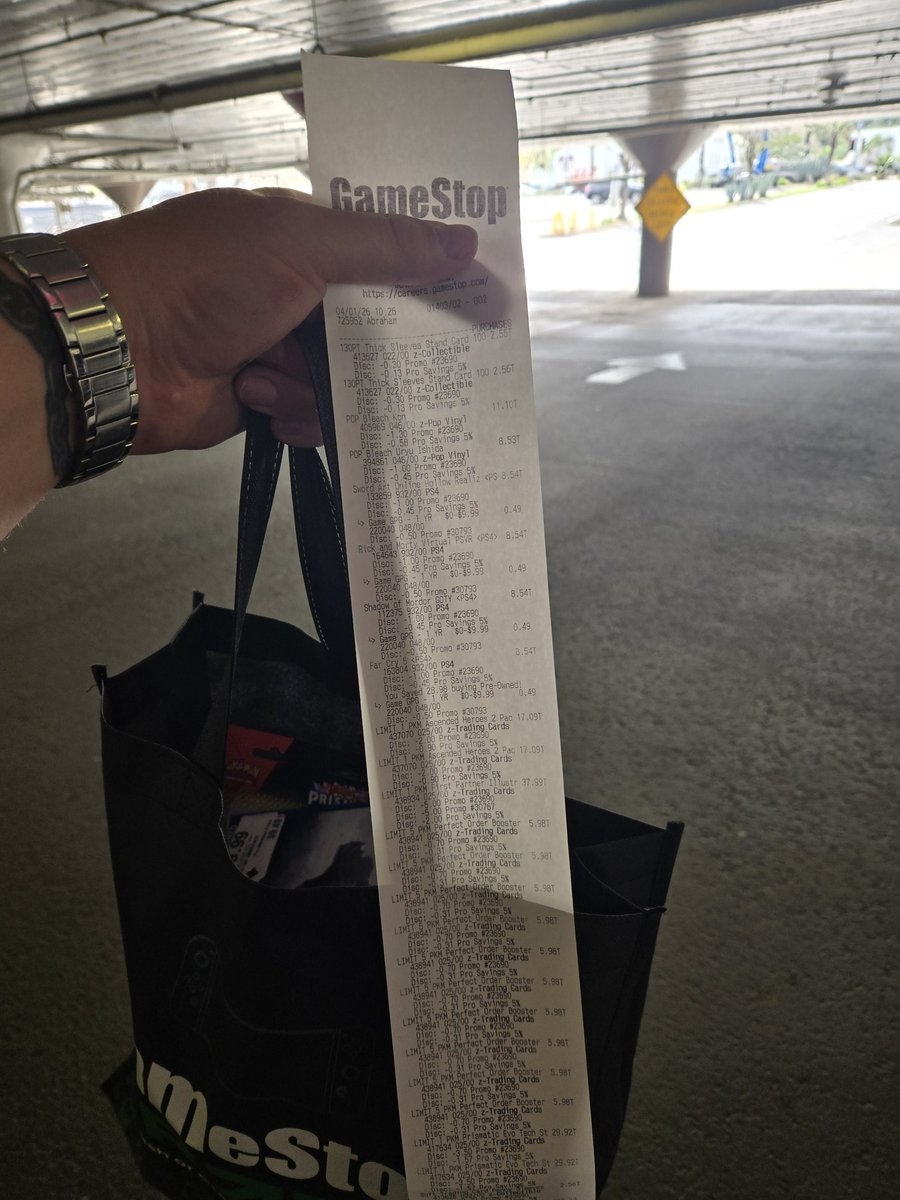 They say that Wednesdays are for @GameStop $GME 🫡🚀🌕