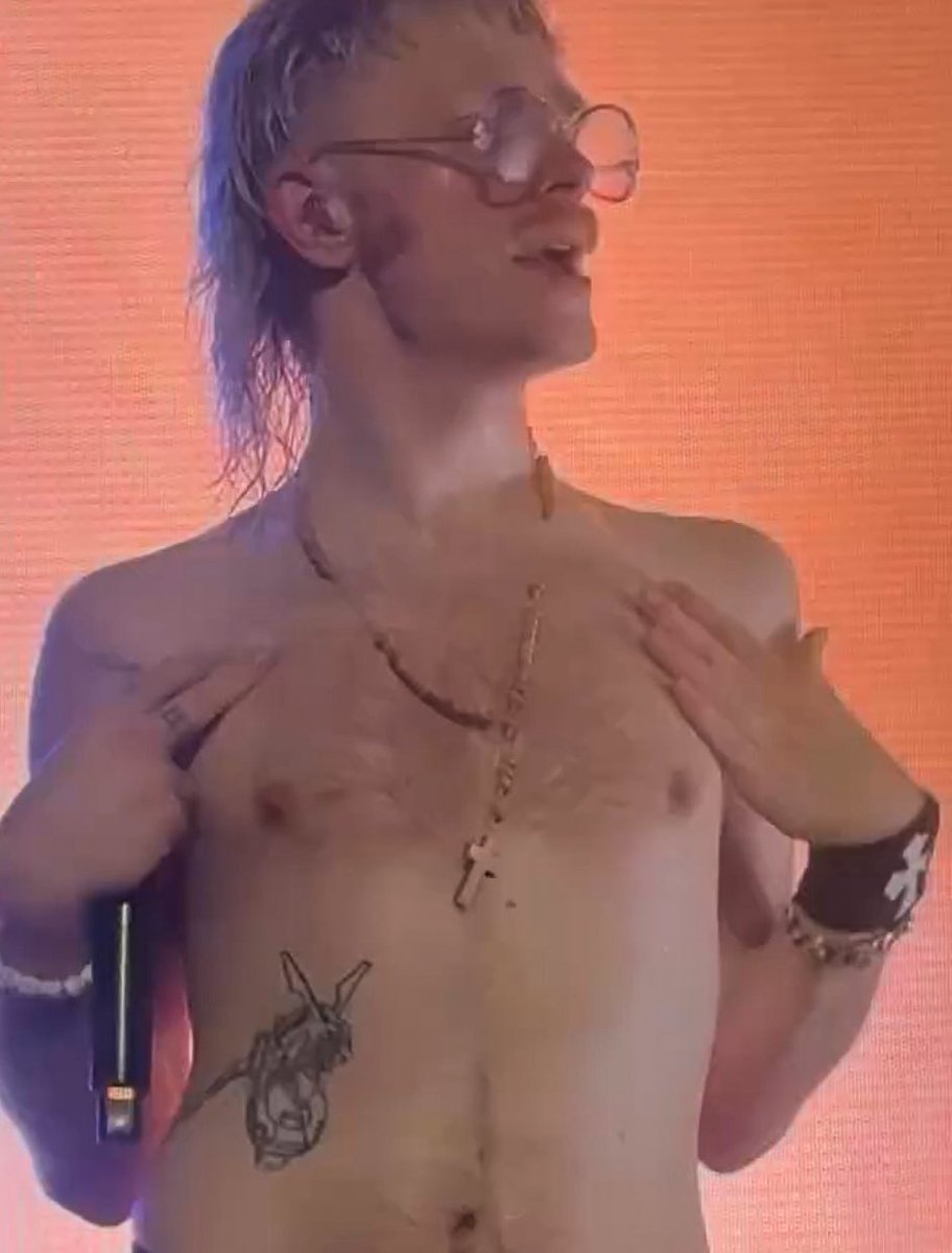 ro ⊹ ࣪ ˖ JOOST NYC tweet media