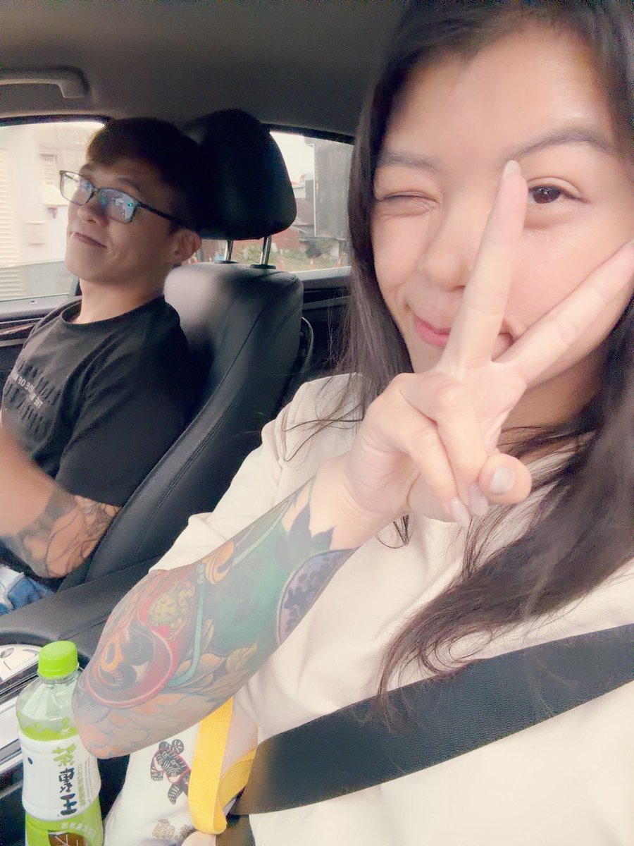 Bitch. Ariel tweet media