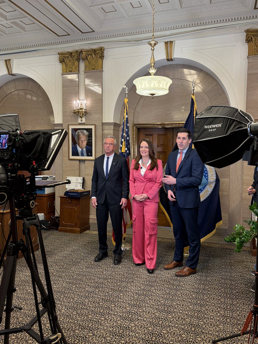 Calley Means tweet media