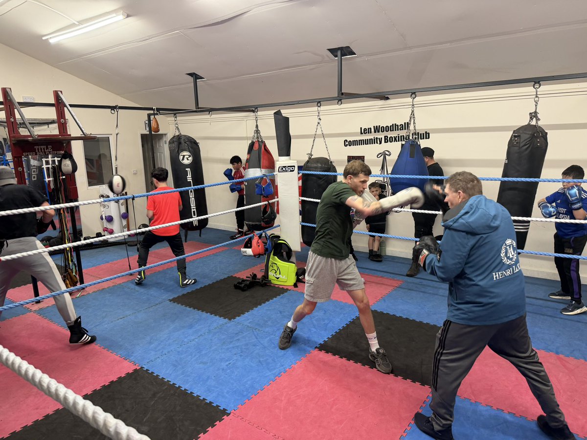 Another good night and turn out at Len Woodhall Community Boxing Club
#Boxing
#Grassroots
#Telford