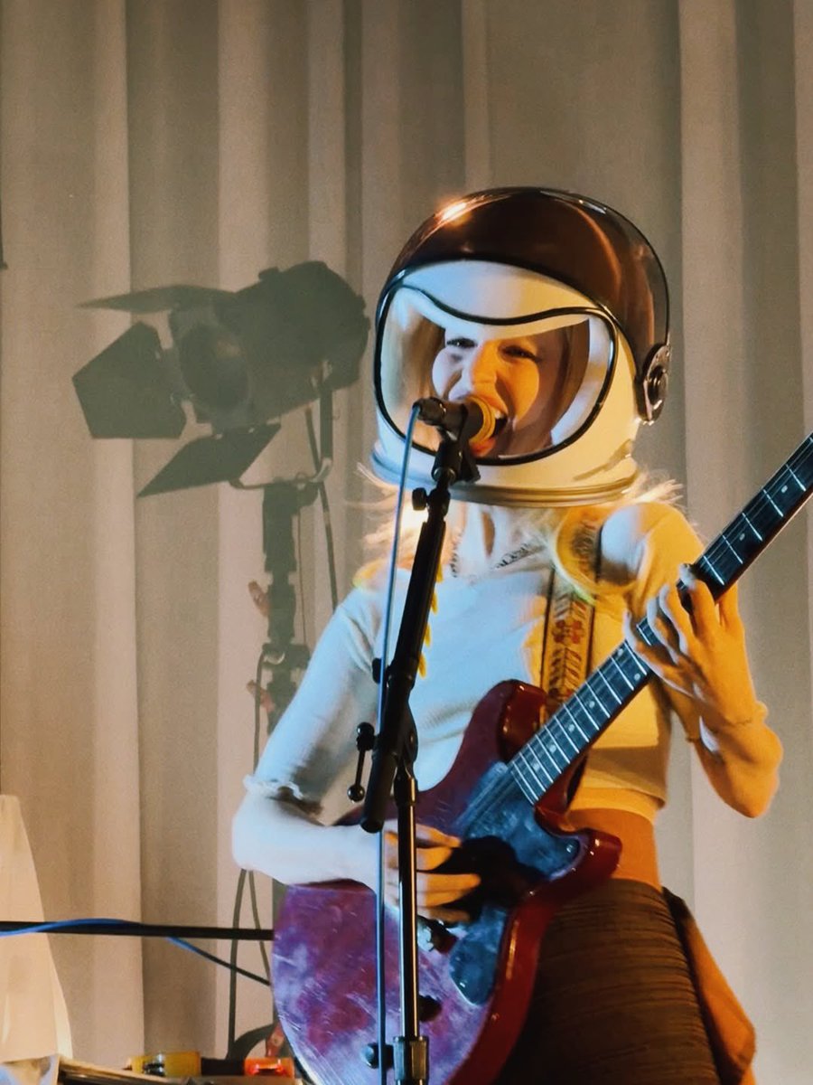 Paramore Fans tweet media