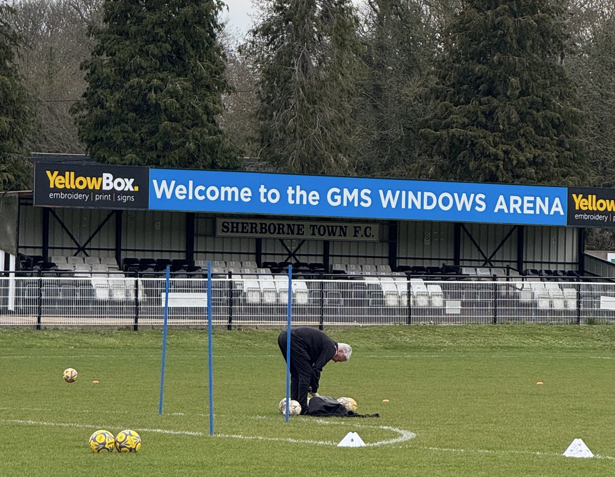 Laverstock & Ford FC tweet media