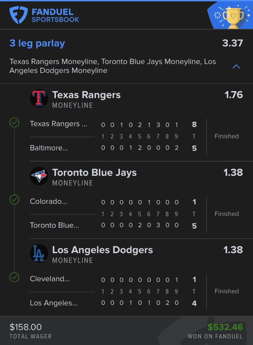 CLINTON🏀🏈 tweet media