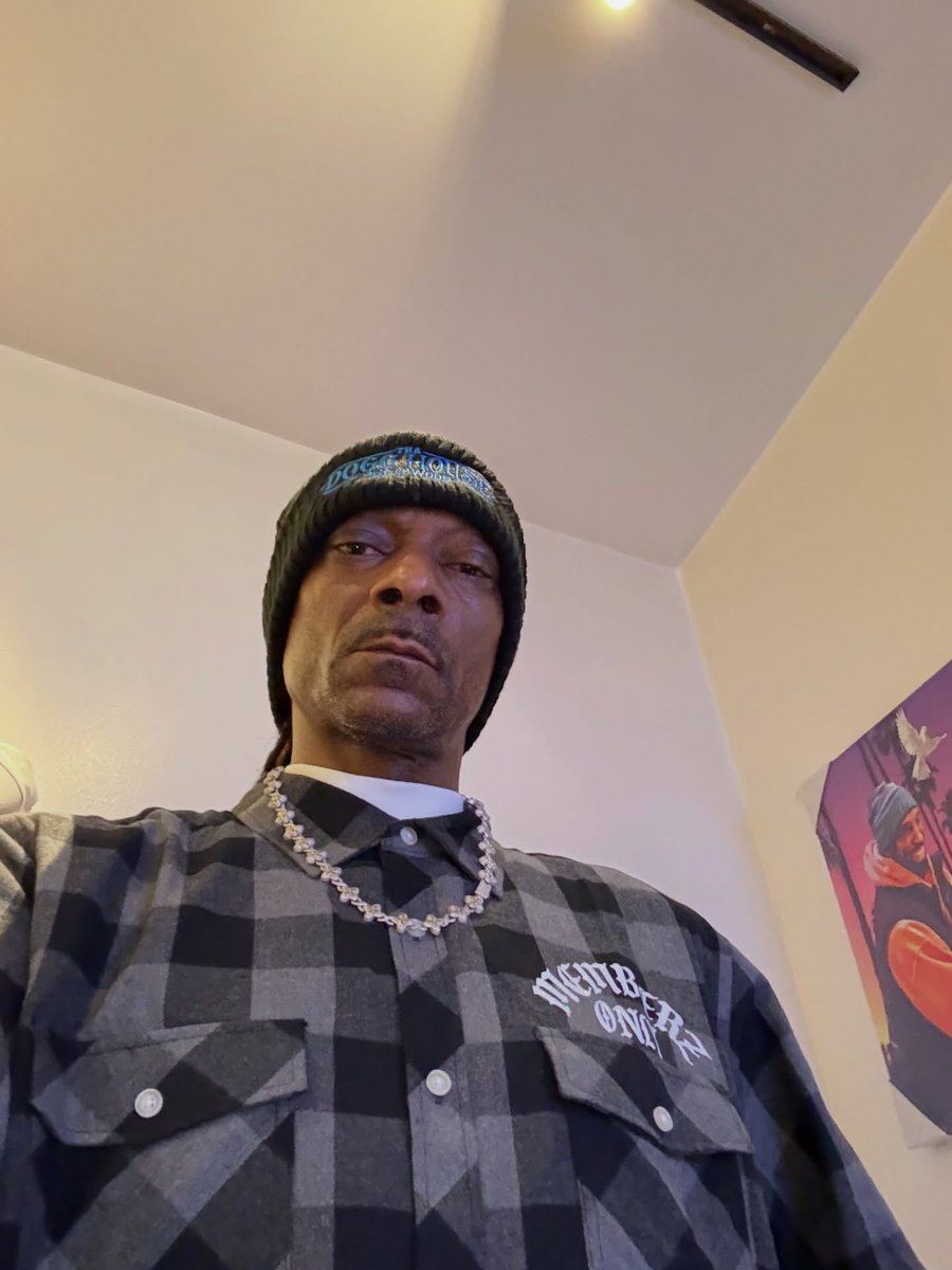 Snoop Dogg tweet media