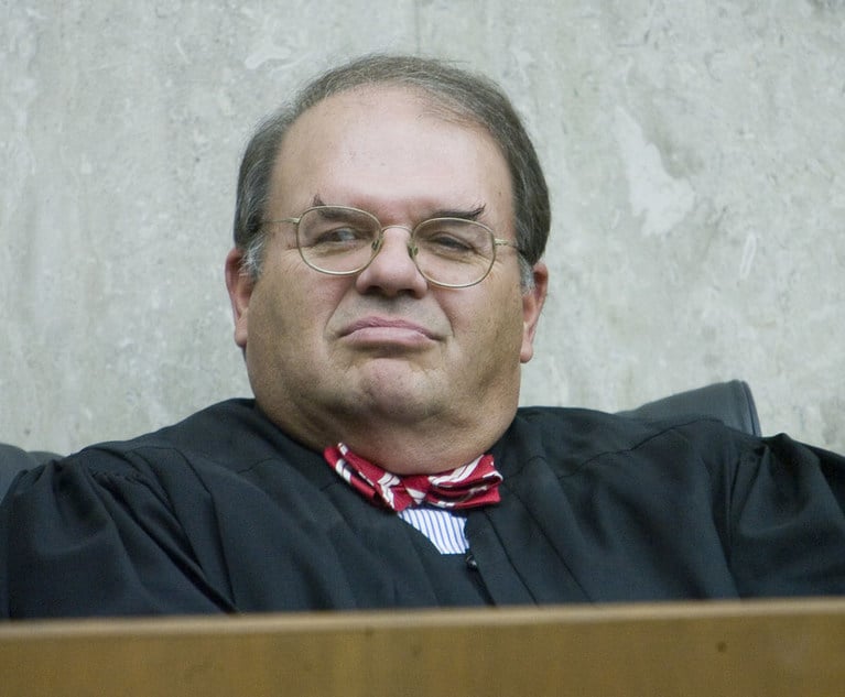 leeboleebro's tweet image. the judge who thinks hes gonna stop trump
the dc judge who blocked trump from building the white house ballroom...U.S. District Judge Richard Leon....