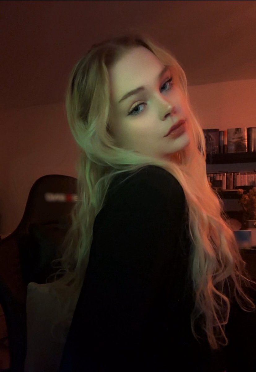 DRK bjxrk 🌙 tweet media