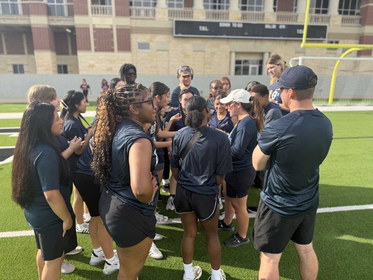 DrLozano_CFISD's tweet image. What a great day celebrating and cheering on our incredible athletic trainers at the CFISD Athletic Trainer Olympics! Extra special getting to celebrate our favorite Lobo trainer today! #ProudDad #RamNation #RamPride @CypressRidgeHS @CyFairISD @CFISDAthletics”