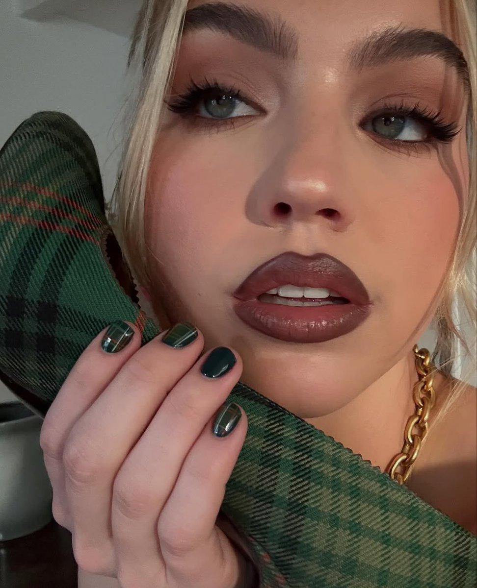 🫧NEET SLOP MOM🧩 tweet media