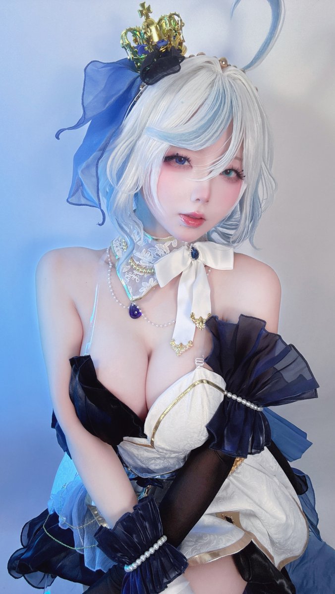 おはよう………

さすがに怒られる……かな………