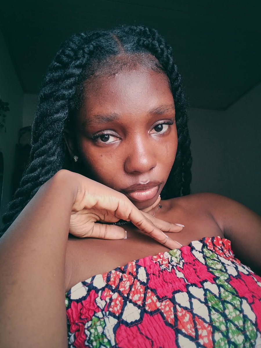 Chi chi 🍒 tweet media