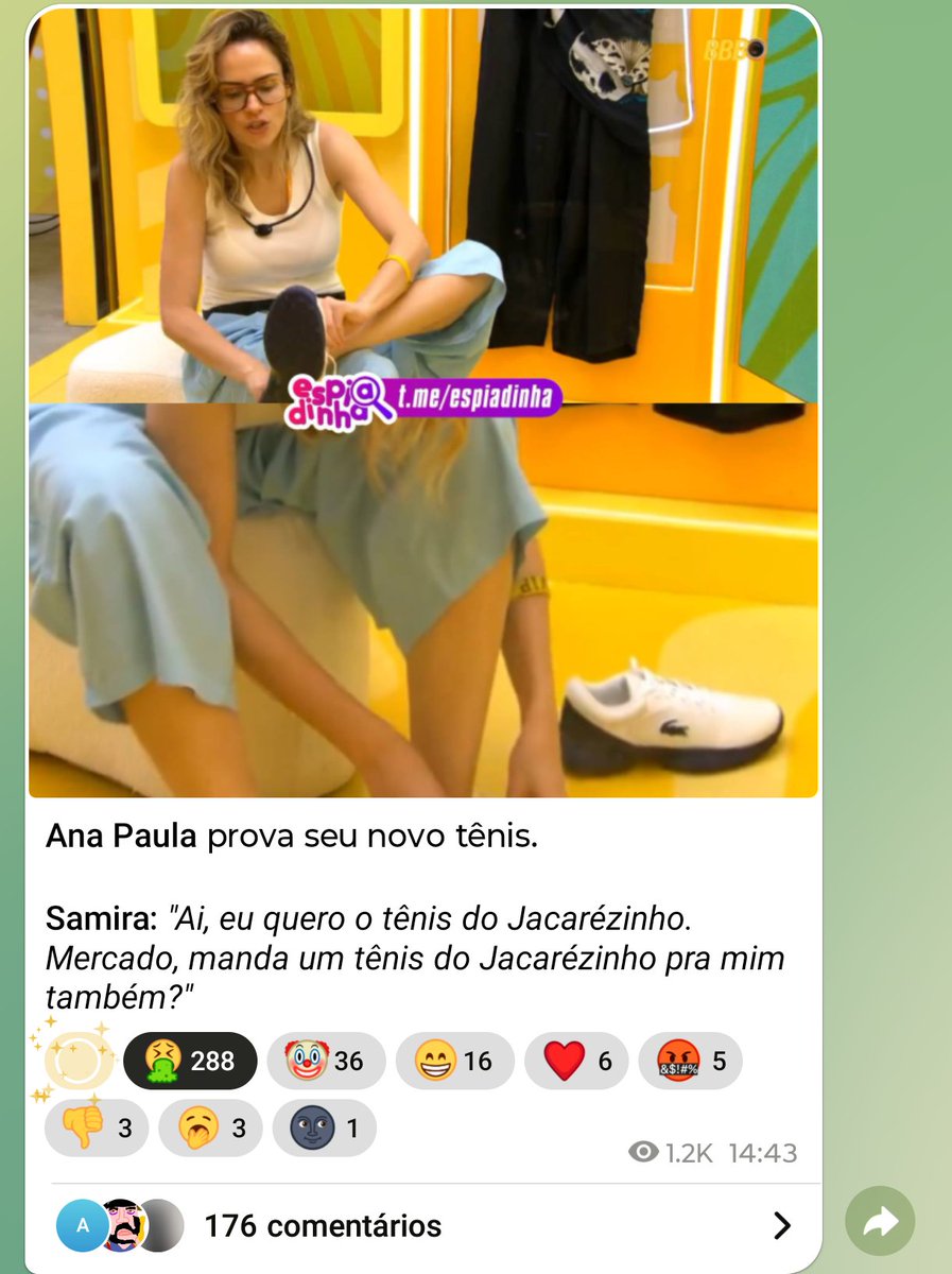 julia renault tweet media