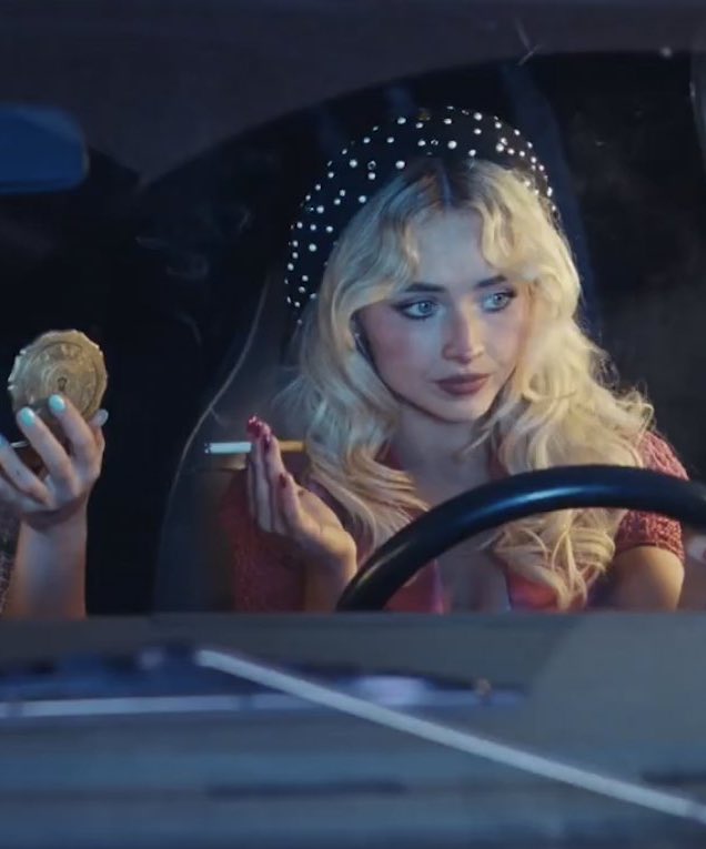 HAILEY MIX 💋 tweet media