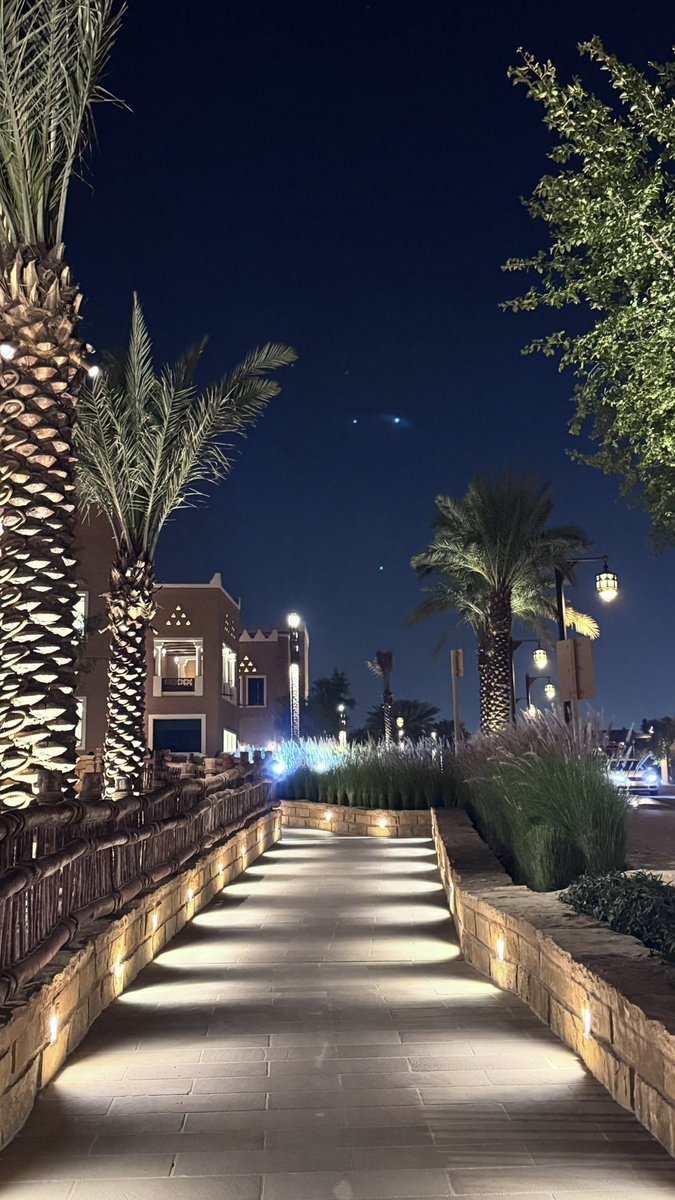 ovc990's tweet photo. #مساء_الخـير https://t.co/h1hPza6EqD