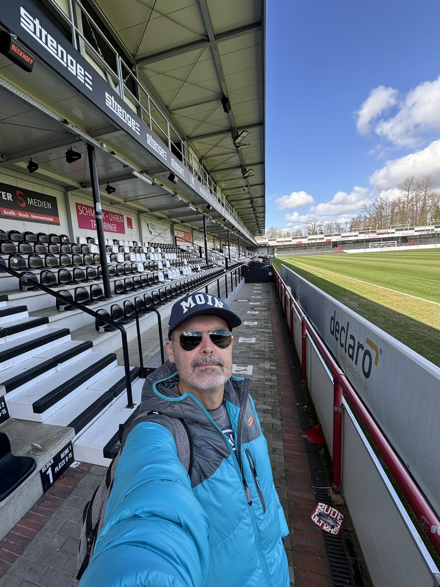 FranHerreraGa's tweet photo. 🏟️ STADION TOUR 🔹 VERL
👉🏻 Posteriormente me fui hasta la pequeña localidad de #Verl, situada a unos 40 minutos en autobús, para conocer el coqueto Sportclub Arena (5.200 espectadores), el estadio donde juega el SC Verl (3.Liga).
#StadionTour #SportclubArena https://t.co/2fpmUnTyuW