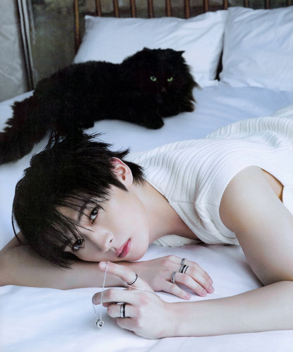 𝓿𝓲𝓸𝓵𝓮𝓽 tweet media