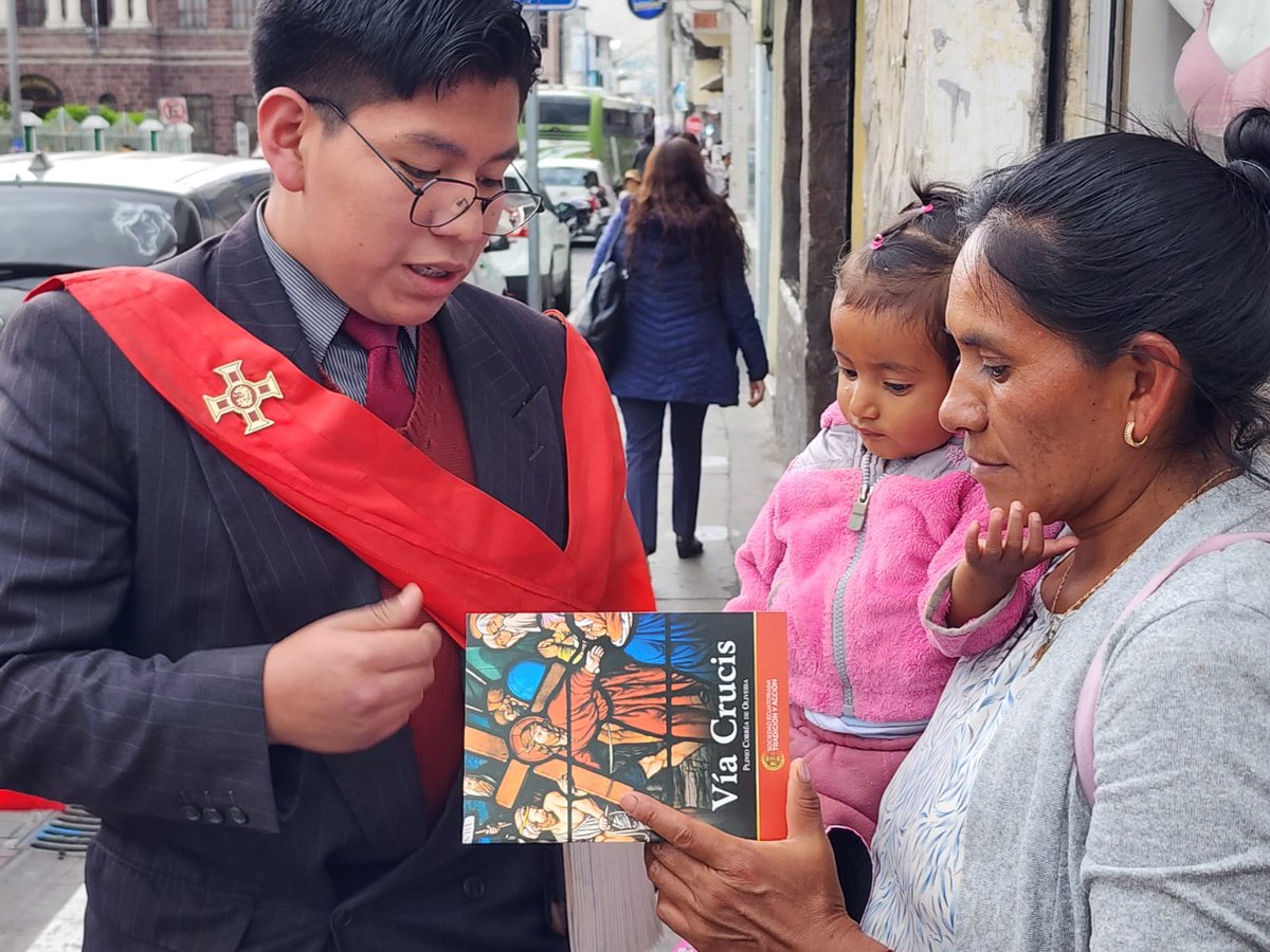 Tradicion y Acción Ecuador tweet media