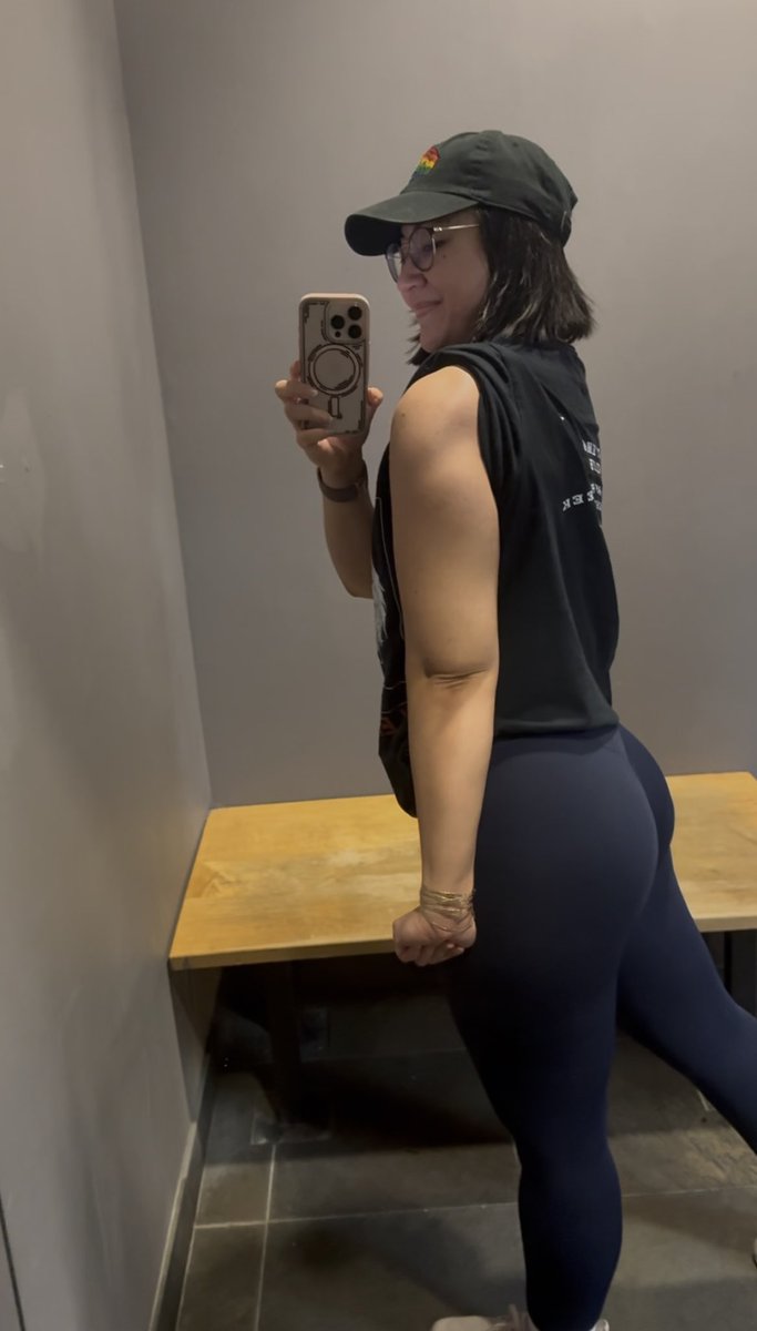 hot sad girls inc. tweet media