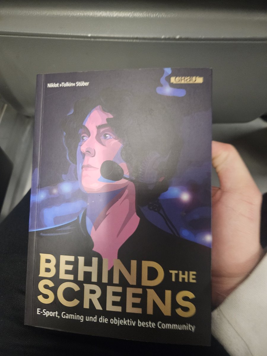 Thegrauen's tweet photo. Nur Liebe! Ich danke dir @TolkinLoL  für die tollen Worte! Es war mega dich zu Treffen ich freue mich sehr danke! Und großen dank an die beiden aus der Schlange merci! Hat mich echt gefreut und beim nächsten mal sage ich dir das wofür ich mich auch bedanken wollte! https://t.co/AEa8Tf81Pe