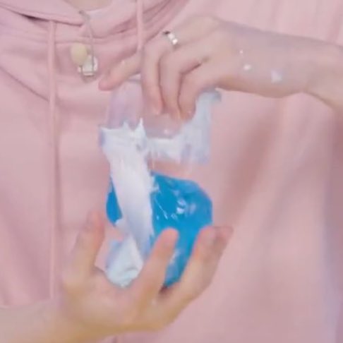 dino’s hands tweet media