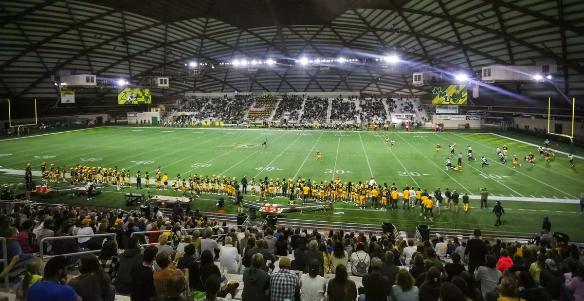 D2 College Football Spotlight tweet media