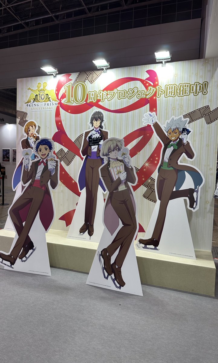 cbxx7272's tweet photo. プリズムの煌めき浴びれて幸せまである https://t.co/HMFLOCa0lw