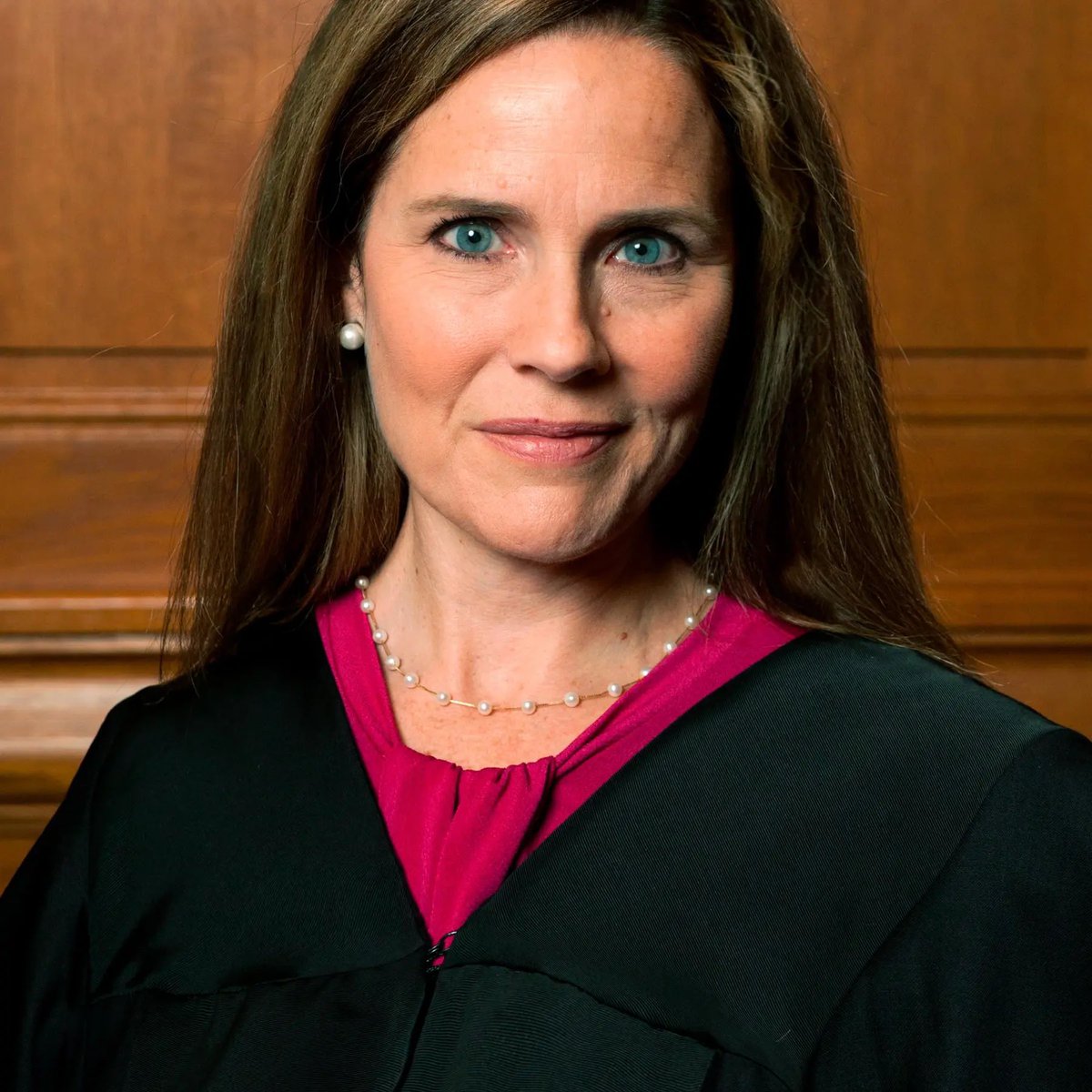 🇺🇸黑夜的一盏小台灯🇺🇸 tweet media