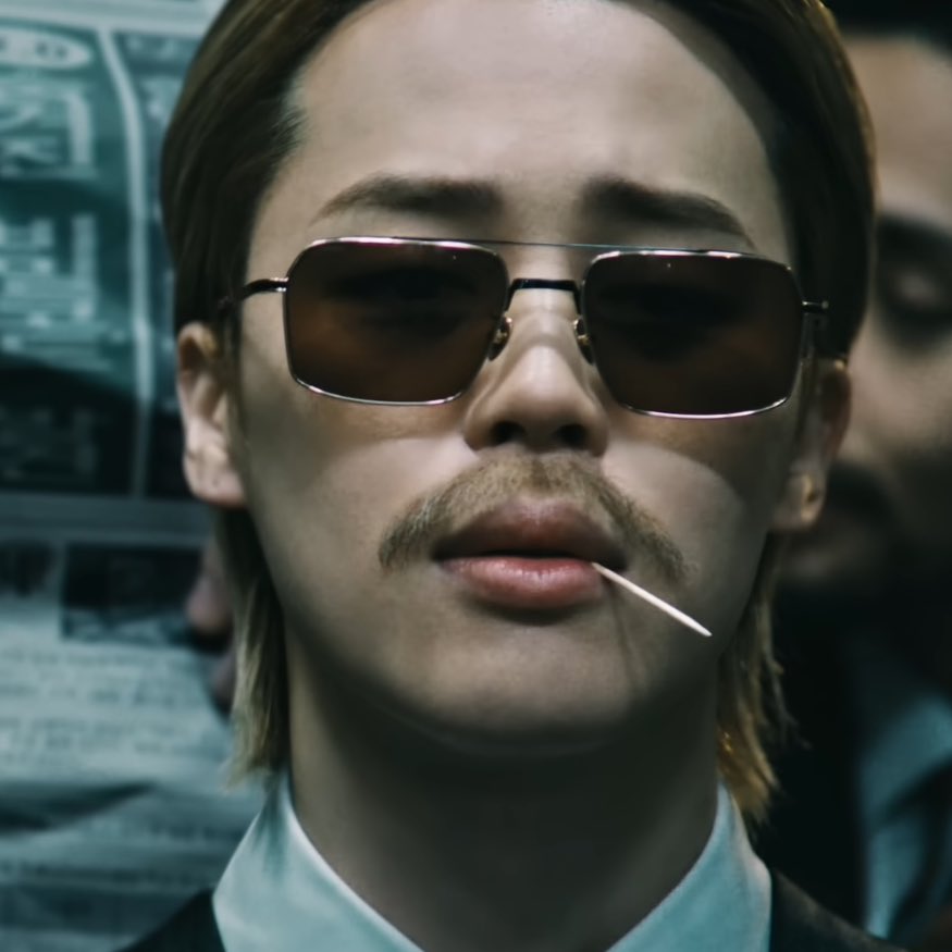 these two didn't come to play on the set that day I'M CRYINGG