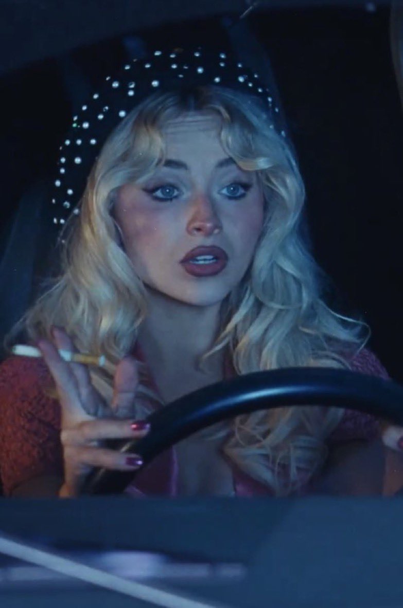 fana ★ tweet media