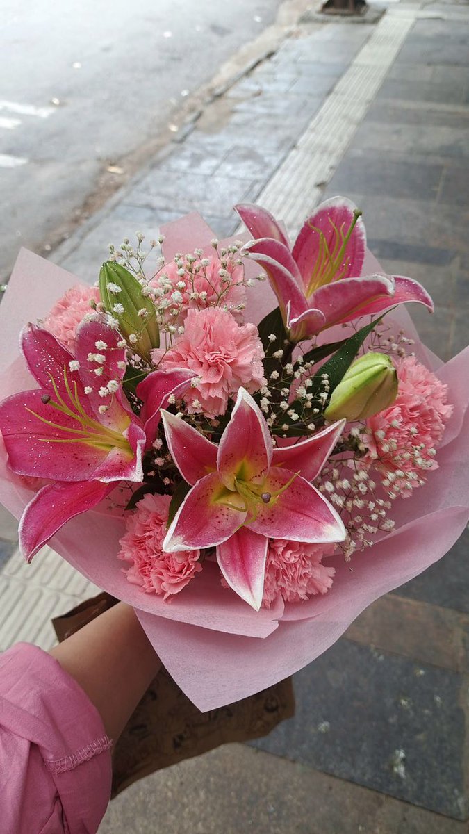 Bloomify tweet media