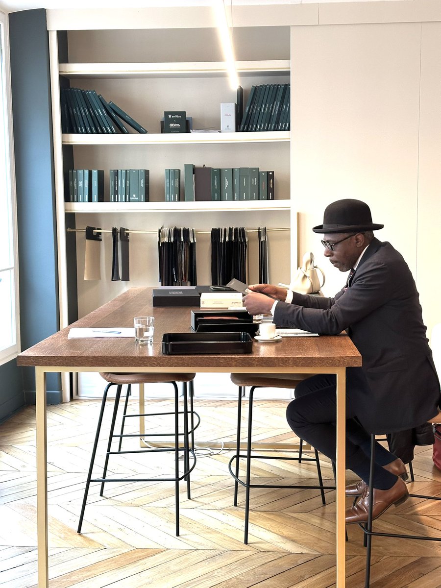 defustel tweet media