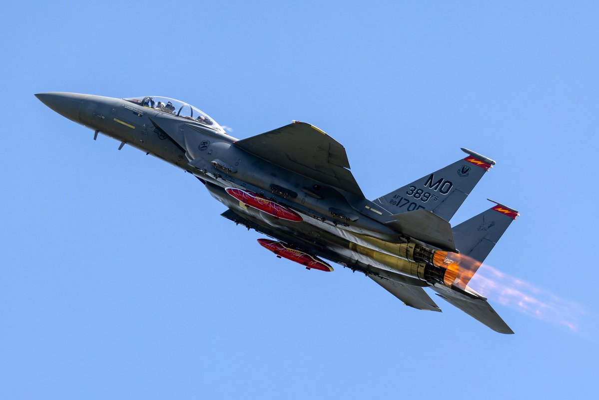 LAXSPOTTER97 tweet media