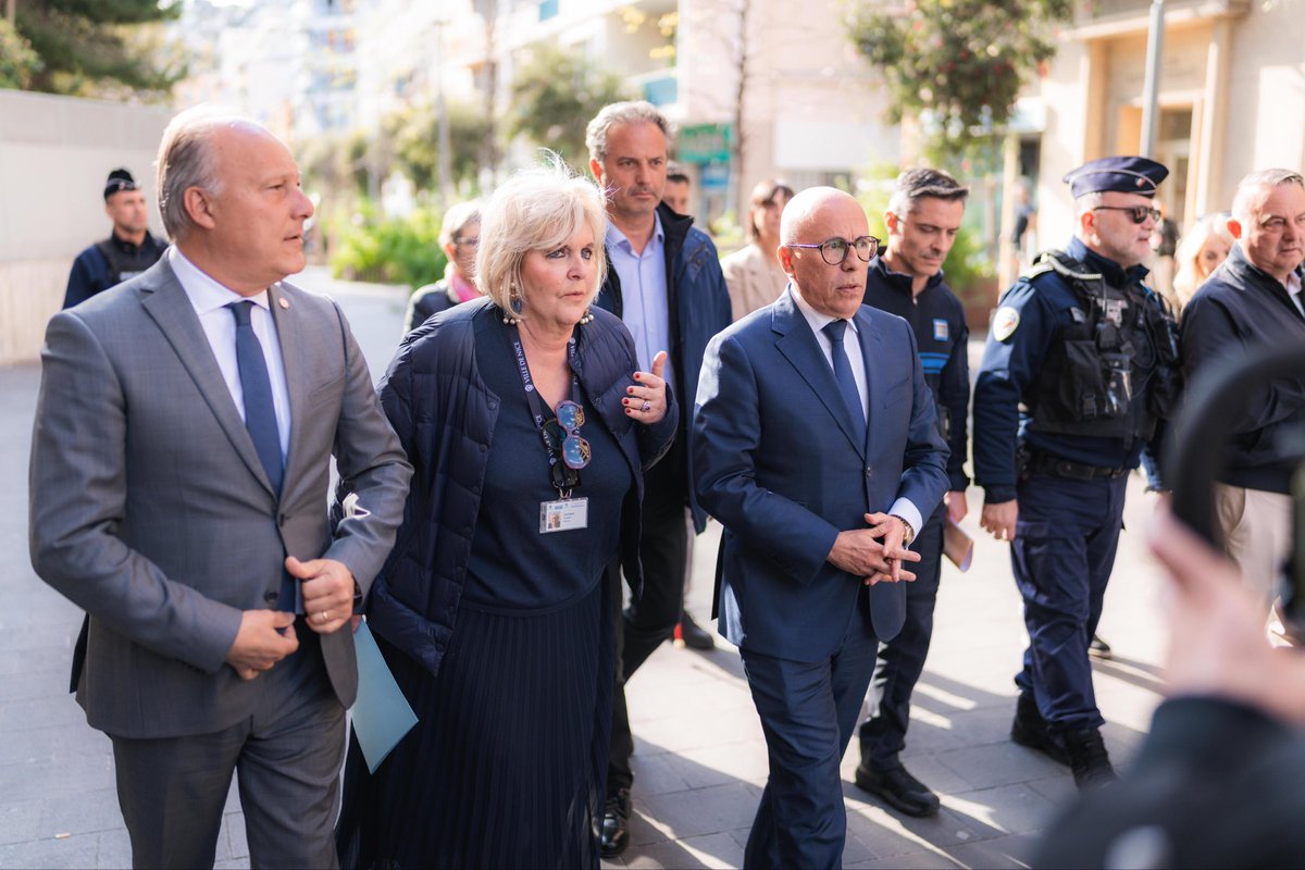 Avec Françoise Souliman, 1ère Adjointe en charge de la sécurité, nous poursuivons activement le recrutement, avec déjà 5 candidatures de policiers municipaux de Saint-Denis.

Notre objectif est clair : renforcer encore nos équipes et faire de Nice une ville toujours plus sûre