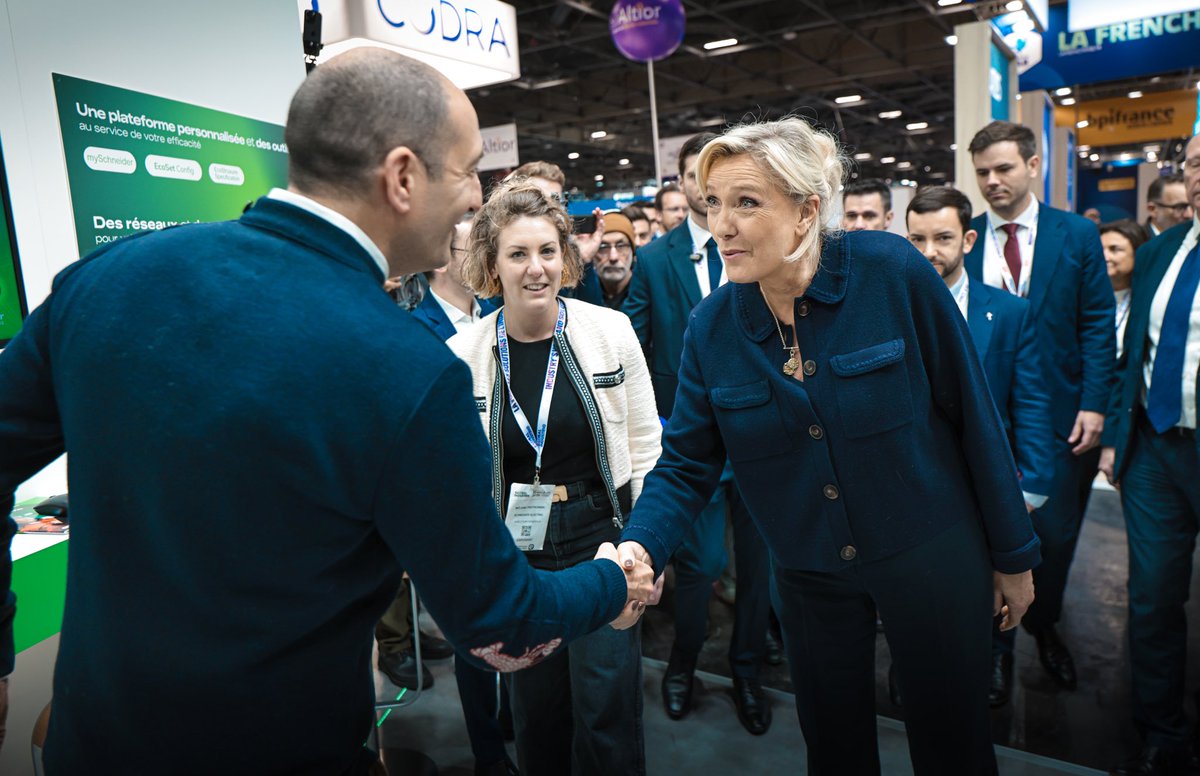 Marine Le Pen tweet media