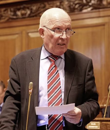 Mark Simpson tweet media