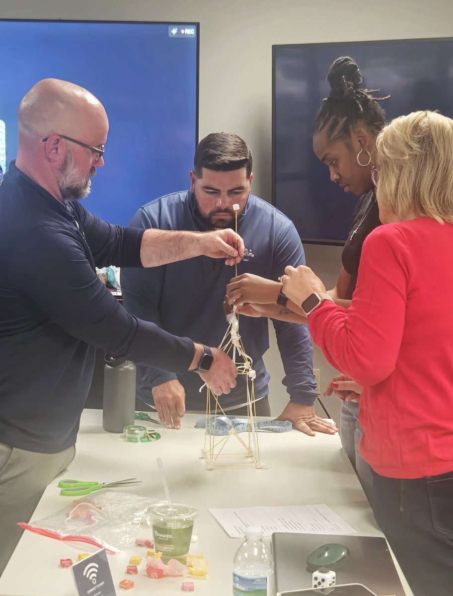 OasisSolutions tweet media