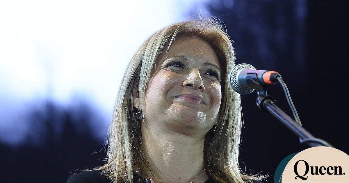 Queen.gr tweet media