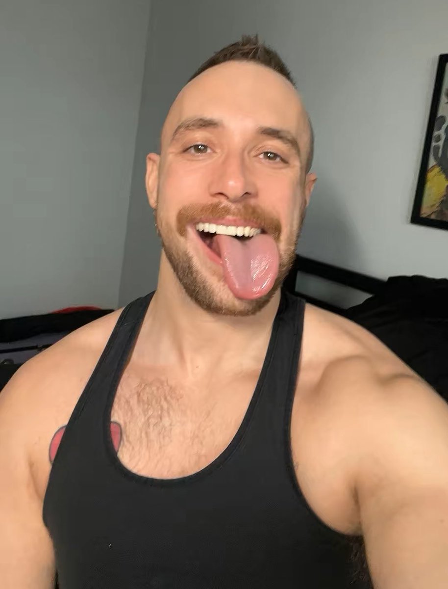 Zaddy Tony VAGUELY sfw tweet media