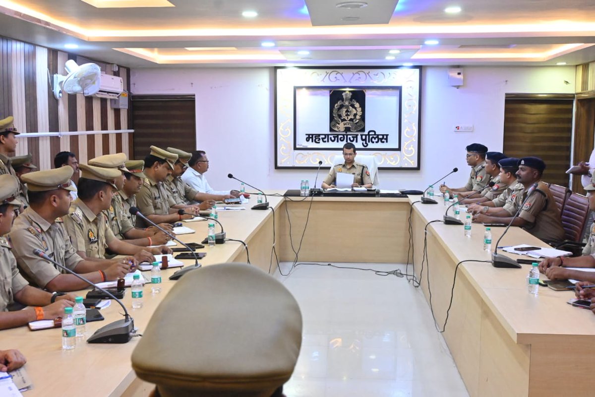 MAHARAJGANJ POLICE tweet media