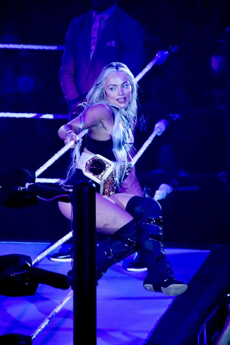 𝖋𝖊𝖆𝖗𝖑𝖊𝖘𝖘 𝖑𝖎𝖛 👁️‍🗨✨ tweet media