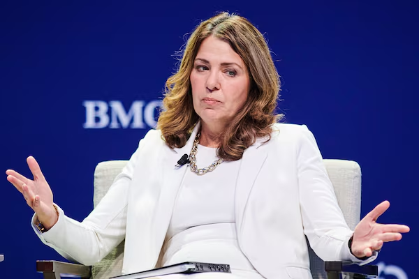 VisuallyBetter tweet media