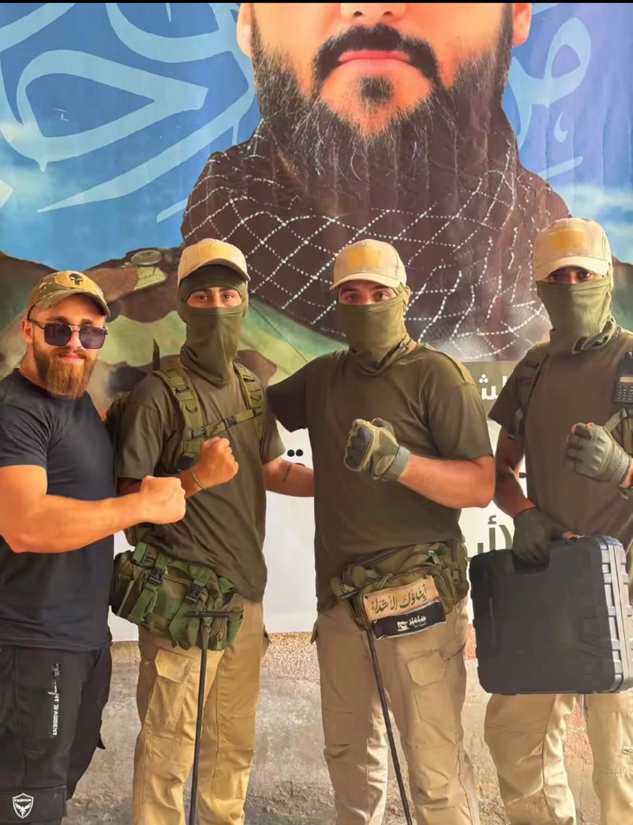 Falcon_bh97 tweet media